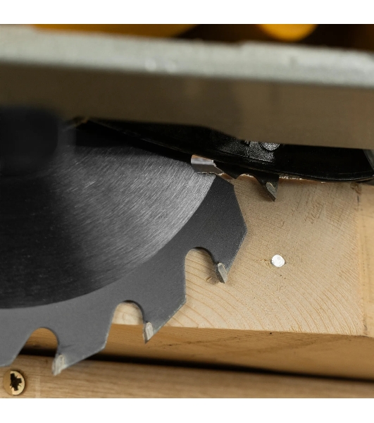 Пильный диск по дереву с гвоздями Denzel ф185 х 20 мм, 24 зубов 733937