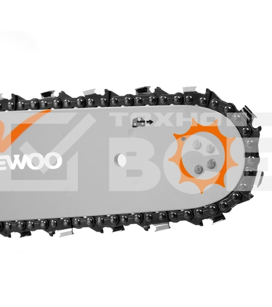 Пила цепная бензиновая Daewoo DACS 5218XT 3.5лс 52см3 18'' (450мм) 5,2кг