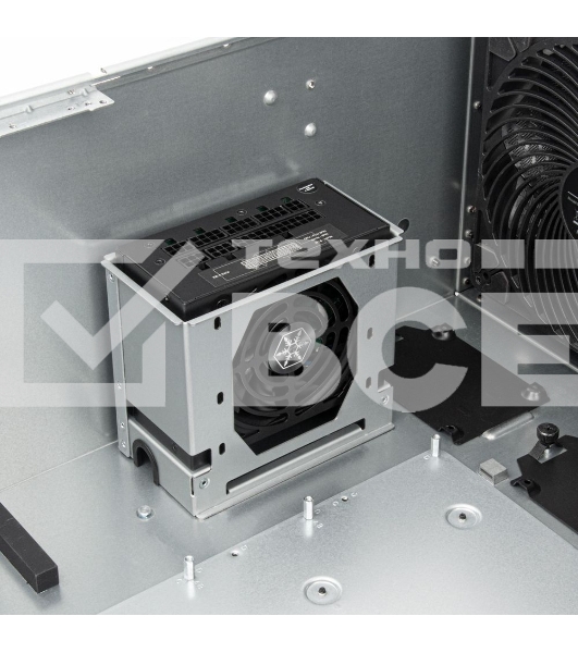 Компьютерный корпус Silverstone SST-RM51