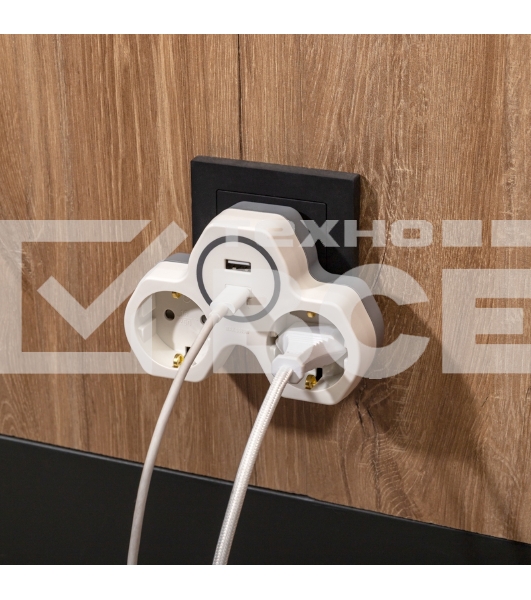 Двойник Rexant электрический (разветвитель) 16А с/з + USB-A + USB-C с защитными шторками, белый