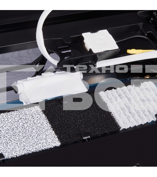 Внутренний блок мульти сплит-системы Royal Thermo MULTI COMBO ERP DC RTFMI/in-18HN8/black инвертор, 18000 BTU, 51 м², 29 дБ, охлаждение, обогрев, осушение, черный