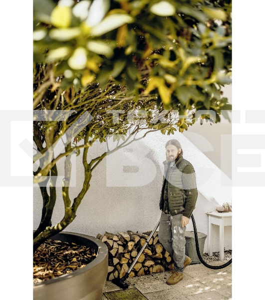 Строительный пылесос Karcher WD 6 P S V-30/6/22/T + DDC (YSY) желтый, 1300 Вт, уборка сухая/сбор воды, пылесборник мешок/контейнер, 30 л
