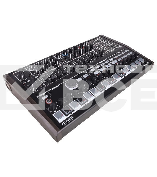 Синтезатор [531103] Arturia [MiniBrute 2S Noir] лимитированная серия MiniBrute 2S в уникальном дизайне.