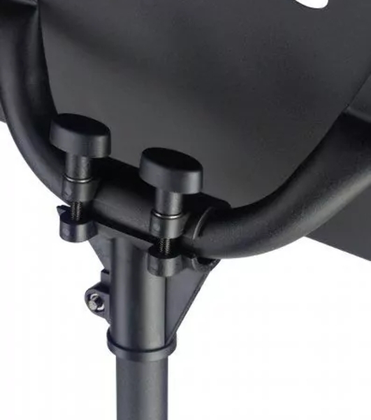 Пюпитр оркестровый STAGG [MUS-C5 T] 2-х секционный с винтовым фиксатором, металлический держатель с регулировкой угла наклона, прочная металлическая конструкция со складными ножками, размеры: 47,5х34,5 см, высота 70-110 см, вес 2,9 кг, цвет черный