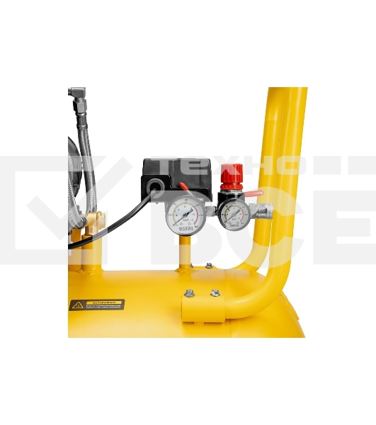 Компрессор безмасл. малошумн. DLP-4500/150, 4,5 кВт, 3х1,5 кВт,150 л, 2850 об/мин,750 л/мин Denzel