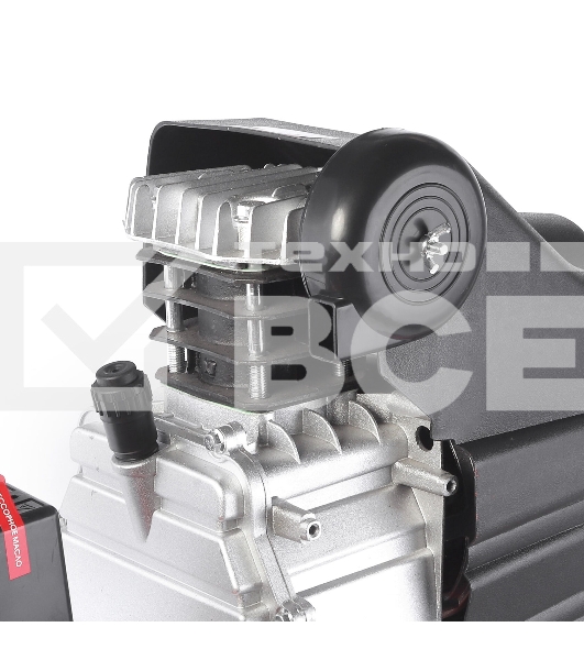 Компрессор Победа поршневой масляный KM 50-250, 250 л/мин, 8 бар, 1800 Вт, 50 л, быстросъемный 1/4