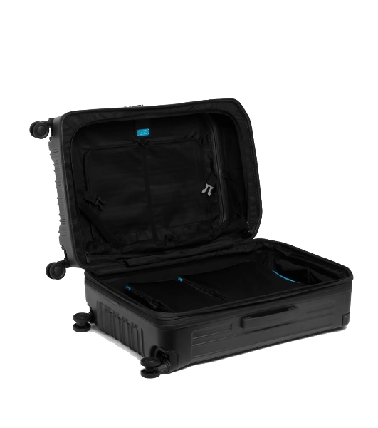 Чемодан Piquadro PQ LIGHT BV7246PQL/NO 45x30x69см 100л. 4.28кг. поликарбонат черный