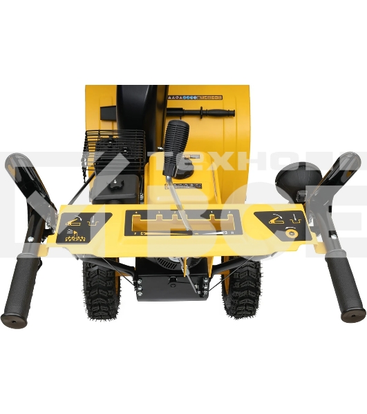 Бензиновая снегоуборочная машина Denzel SBM 610, 212cc, ручной старт, фара