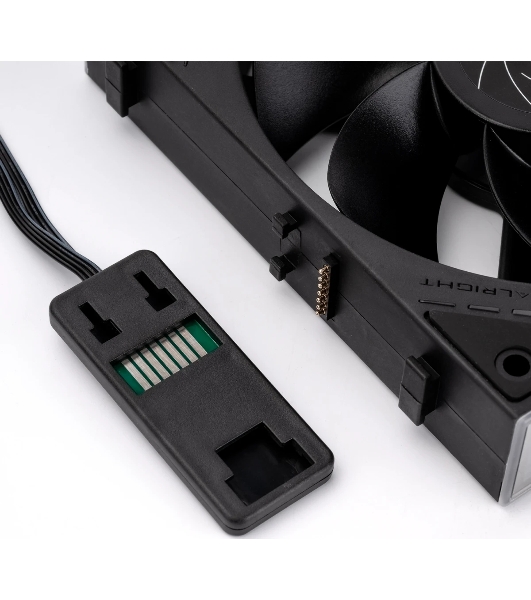 Кулер для корпуса Thermalright TL-M12QR Reverse (124x120x25mm, 4-pin PWM, ARGB, 47.6CFM, 23.2dBA, 1500RPM, черный)