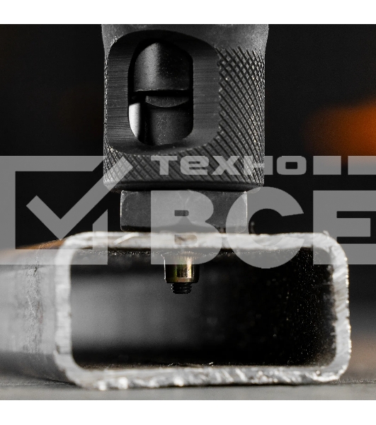 Заклепки резьбовые Denzel стальные, оцинкованные, М3, пластиковый кейс, 200 шт.