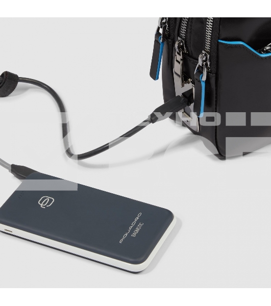 Клатч мужской Piquadro Blue Square AC6902B2R/N черный натур.кожа