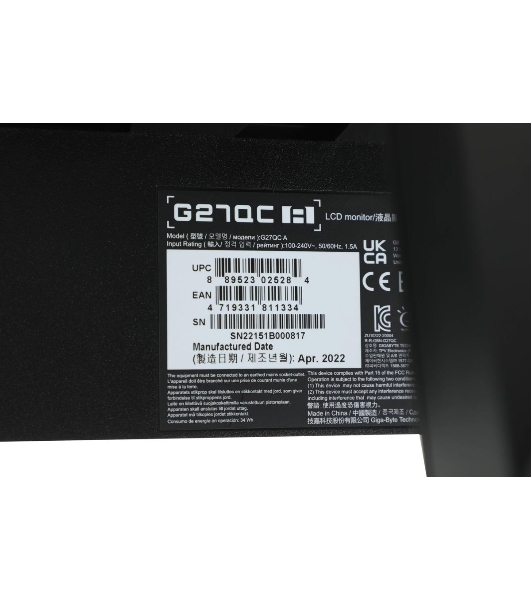 Монитор 27' Gigabyte G27QC A VA 2560x1440, 165 Гц, 1 мс, 16:9, 250 кд/м², HDMI 2.0 (x2), DP 1.2, 3.5 Jack, USB Hub (2x USB 3.0), динамики (2x2 Вт), FreeSync, изогнутый экран (1500R), черный