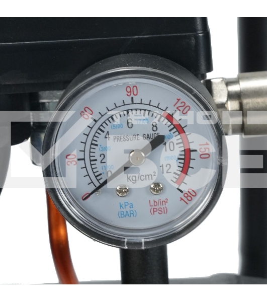 Компрессор поршневой P.I.T. PAC24-C1 безмасляный 110л/мин 24л 600Вт черный/красный