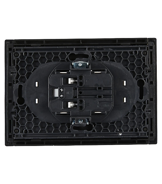 Розетка 2-я IEK FORTE&PIANO FP125 без заземления с защитными шторками безвинтовое крепление 10А черный