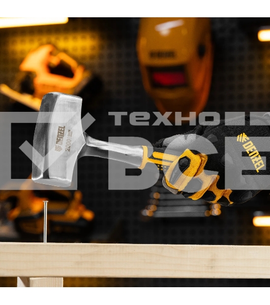 Кувалда Denzel 2 кг, цельнометаллическая, двухкомпонентная рукоятка