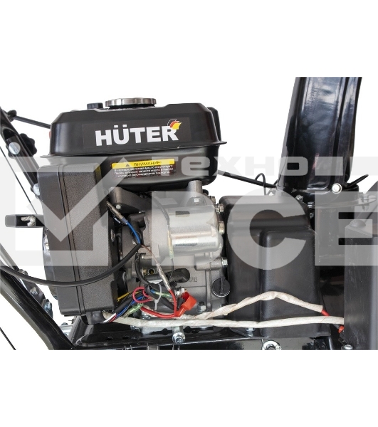 Снегоуборщик бензиновый Huter SGC 5500B 7.5л.с.