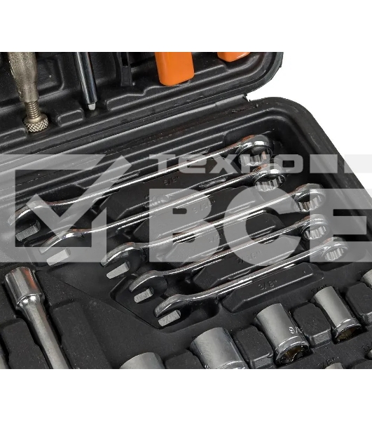 Набор ручного инструмента Bort BTK-123