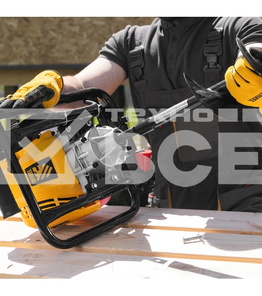 Мотобур Denzel DX-52 объем двигателя 52 см3, соединение 20 мм, без шнека