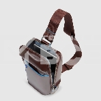 Рюкзак слинг мужской Piquadro Blue Square CA6898B2/MO красное дерево кожа, фото3