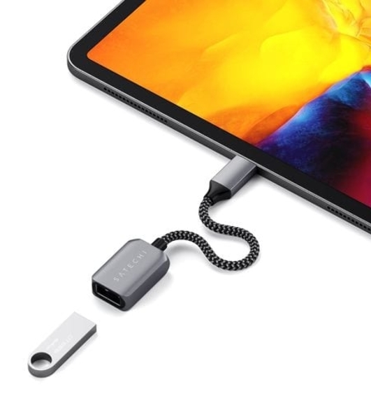 Кабель-адаптер Satechi USB-C to USB 3.0. серый космос