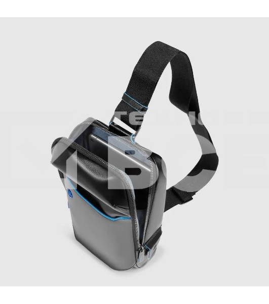 Рюкзак слинг мужской Piquadro Blue Square CA6898B2/N черный кожа