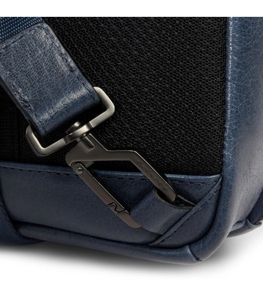 Рюкзак слинг мужской Piquadro Solm CA7028S141/AV серо-голубой кожа