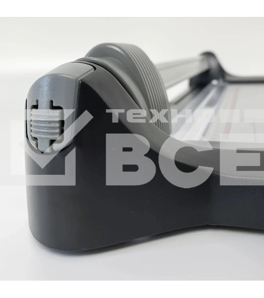 Резак дисковый Heleos РРA4-1 A4/13лист./330мм/ручн.прижим