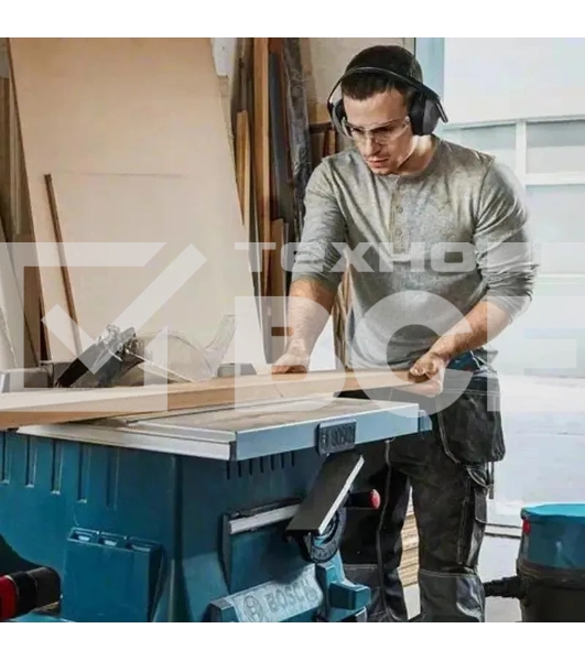 Станок распиловочный Bosch GTS 254 1800W (0601B45000)