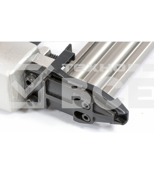 Степлер пневматический MATRIX 57405для гвоздей от 10 до 32мм