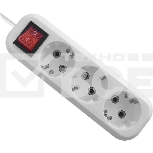 Удлинитель с заземлением Defender L330 16 А, 3 м, заземление, выключатель