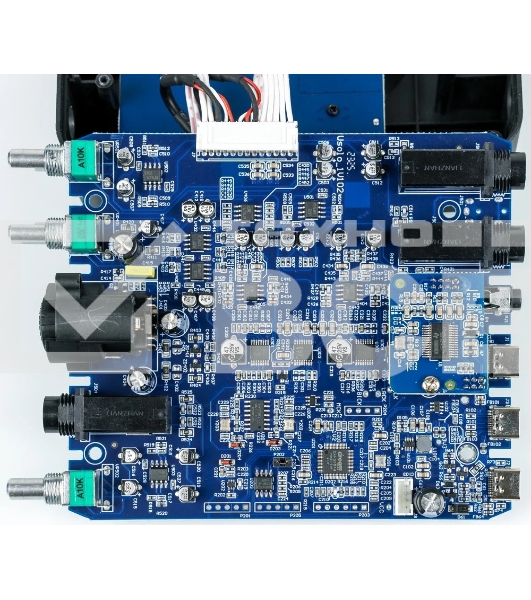 Аудиоинтерфейс USB Icon USolo АЦП/ЦАП 24 бит/192 кГц, 20-20000 Гц, 108 дБ, S/N: -108 дБ, THD+N: -91 дБ, Combo XLR/TRS микр. вход / 2x1/4