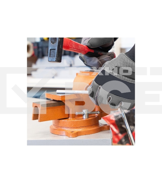 Тиски слесарные Sparta 100мм поворотные с наковальней