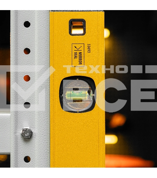 Уровень алюминиевый Denzel, магнит., фрезерованный, 3 глазка (1 зеркал.), 0,5 мм/м, 1000 мм