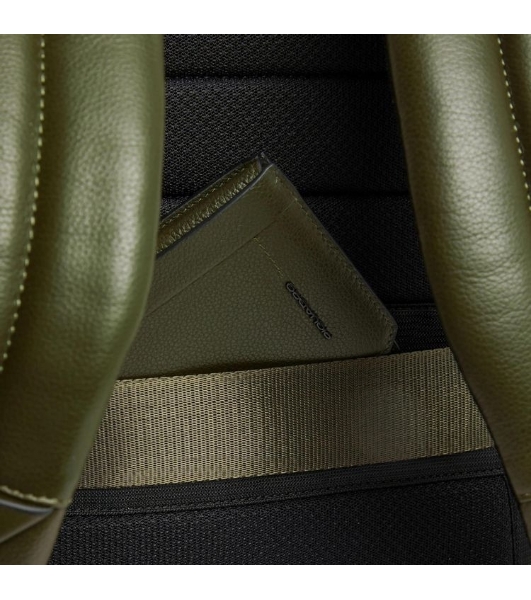 Рюкзак мужской Piquadro Russel CA6767W137/VE2 хаки кожа