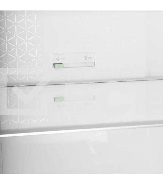 Холодильник Maunfeld MFF180NFBE01 черный трехкамерный 224/113л морозилка снизу, No Frost