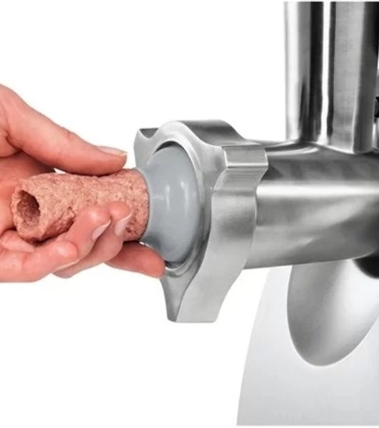 Мясорубка электрическая Bosch MFW68640 черный, 2200 Вт, 4.3 кг/мин, реверс, металлический лоток, насадки - 5