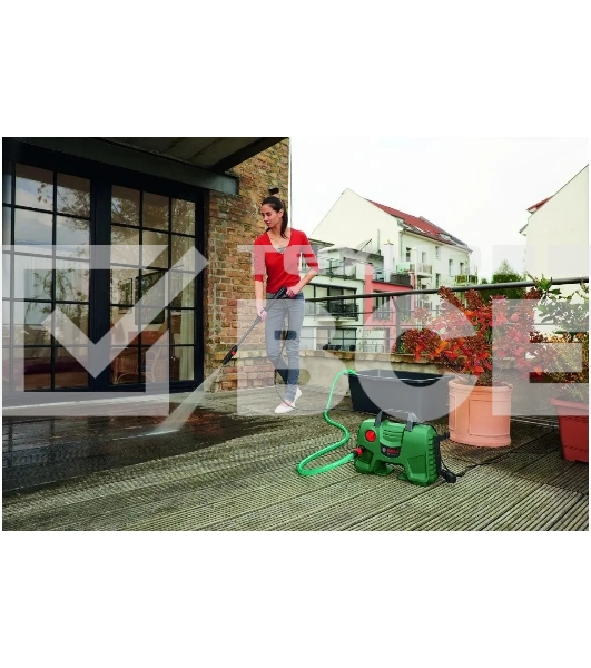 Очиститель высокого давления Bosch  EasyAquatak 120 06008A7901