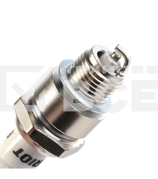 Свеча зажигания PATRIOT E7TC в блистере для 4-х тактных дв. шестигранник 21