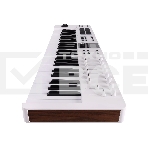 Клавиатура MIDI [231521] Arturia [KeyLab Essential 49 mk3 White] 49 клавиш, LCD дисплей, 9 энкодеров, 8 пэдов, 9 фейдеров, 12 кнопок управления, колеса высоты тона и модуляции, 1/4