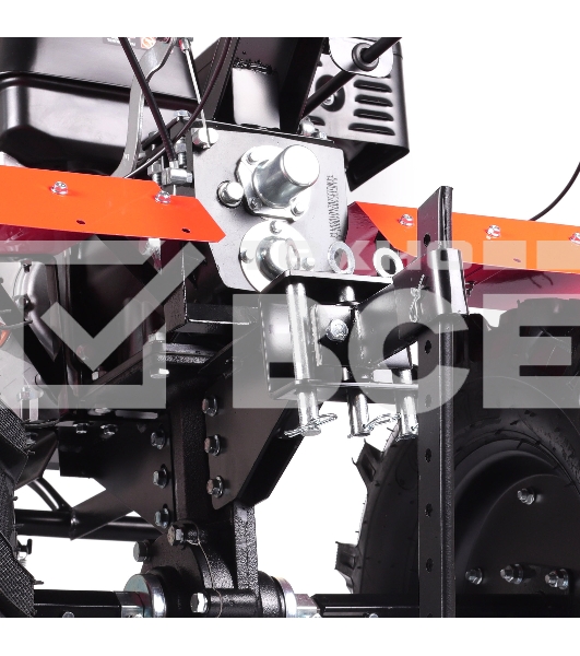 Мотоблок бензиновый PATRIOT Nevada 315; 15 л,с;коробка передач: 3 вперед+ 1 назад