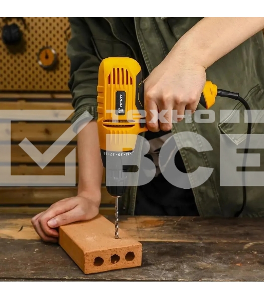 Дрель-шуруповерт Deko DKD500 083-1002, Сетевой, 500Вт, Кейс