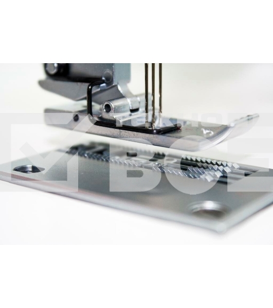 Распошивальная машина Janome CoverPro 7, белый