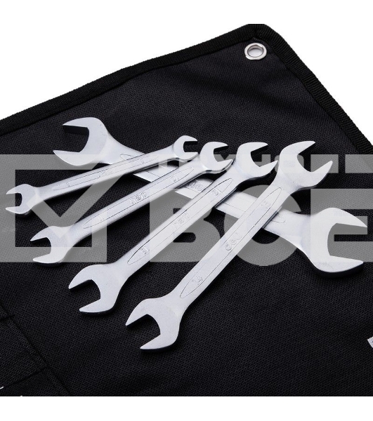 Набор двусторонних гаечных ключей 12 шт Deli DL160012A Спецификация: 6x7мм, 8x9мм, 10x11мм, 12x13мм, 14x15мм, 16x17мм, 18x19мм, 20x22мм, 21x23мм, 24x27мм, 25x28мм, 30x32мм. Матовая хромированная поверхность. Тканевая упаковка.