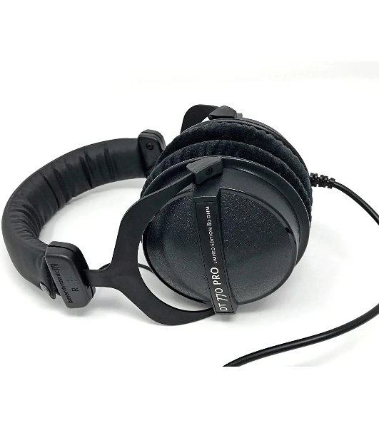 Наушники Beyerdynamic DT 770 PRO BLACK EDITION 80 OHMS черный