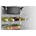 Встраиваемый холодильник Beko Diffusion BCNA306E2S двухкамерный, фото23
