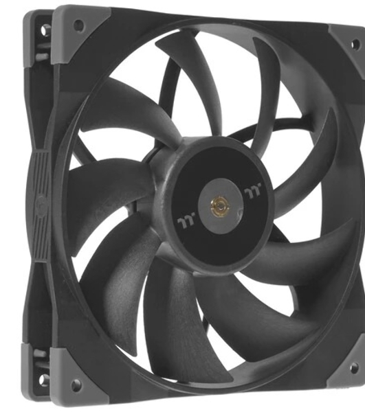 Вентилятор для корпуса Thermaltake TOUGHFAN 14 черный, 140 мм, 2000 об/мин, 33.2 дБ, 4 pin