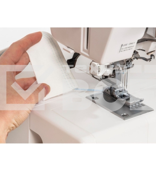 Распошивальная машина Janome CoverPro 3000P