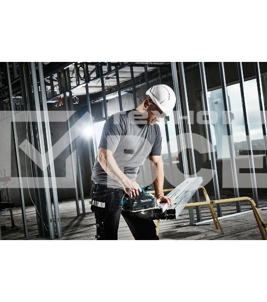 Циркулярная пила (дисковая) Makita DCS553Z (ручная)