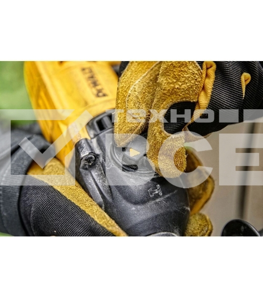 Перфоратор DeWalt D25033K-QS патрон:SDS-plus уд.:2.1Дж (кейс в комплекте)