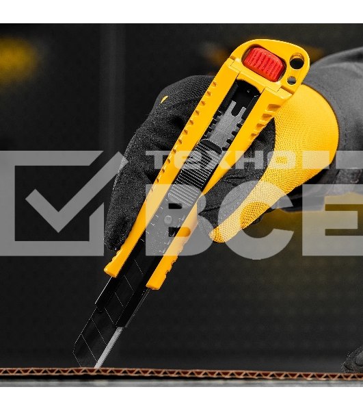 Нож Denzel 18 мм, сменное лезвие, SK4, корпус из цинкового сплава + TPR, торцевой зажим